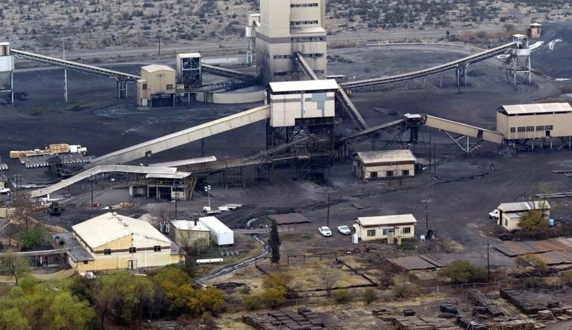 Encuentran restos de mineros muertos en Pasta de Conchos en 2006
